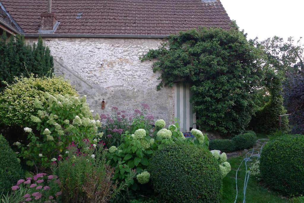 La Ferme Aux Oiseaux B&B Beaumont Екстер'єр фото